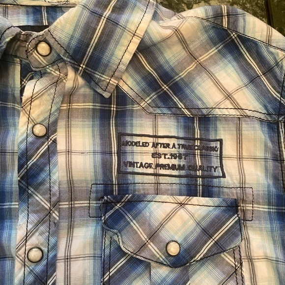 BKE Athletic Fit Button Down Shirt‎ - Picture 2 of 6